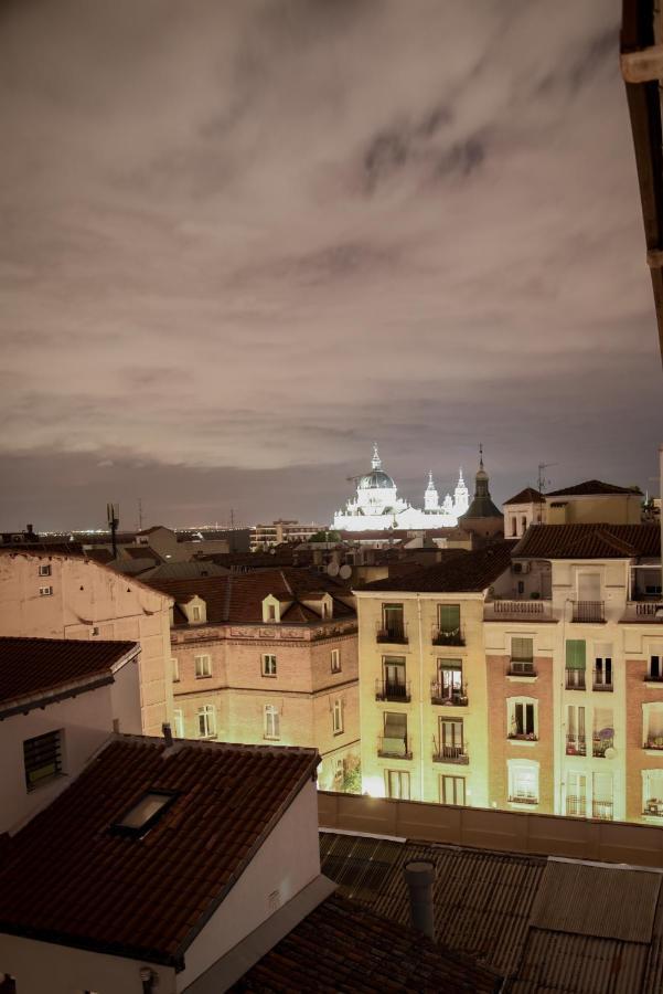 W3Inn La Latina Madrid Exterior foto
